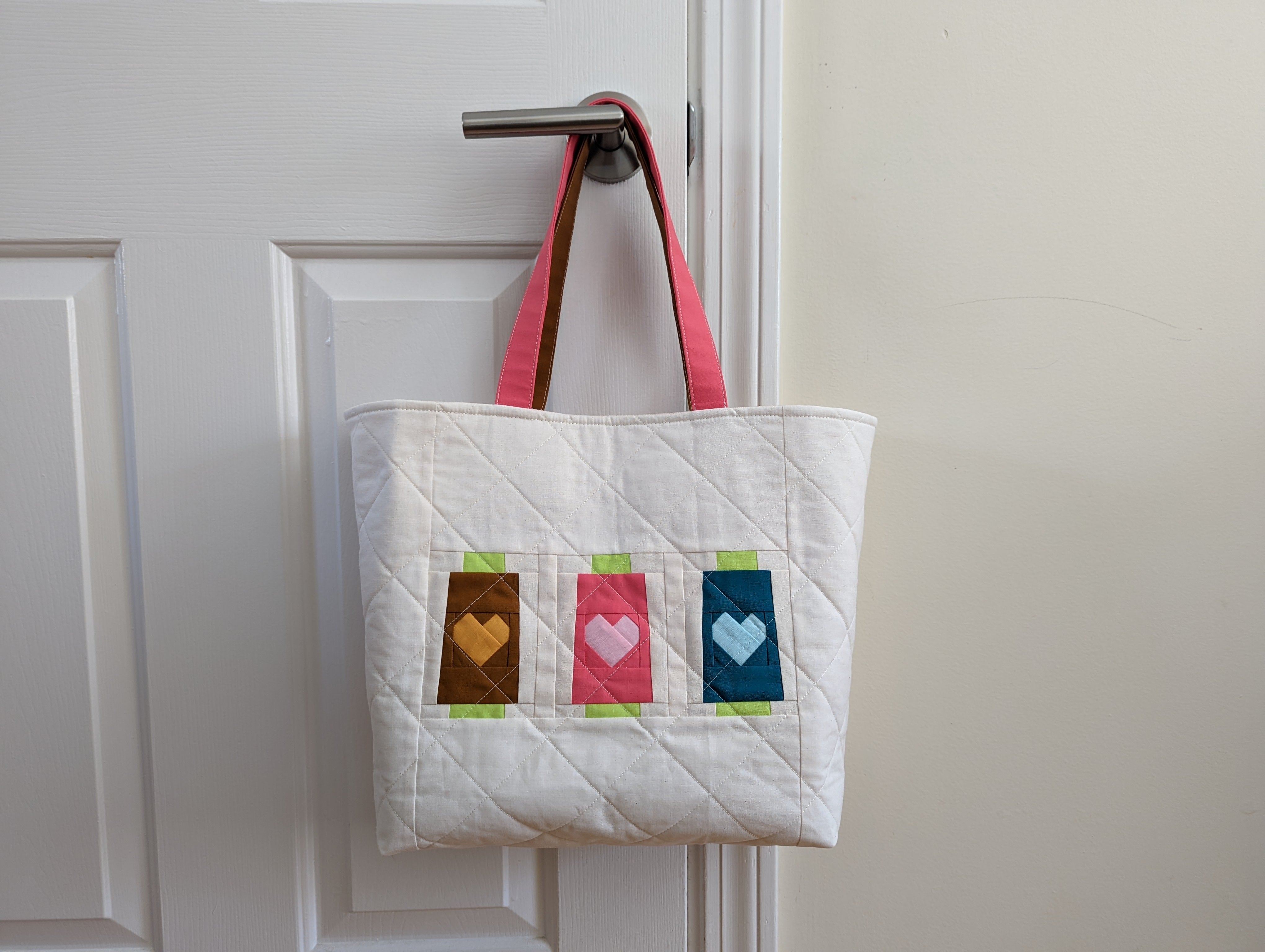 Carry All Tote Bag Pattern by Missouri Star