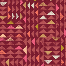 Load image into Gallery viewer, AGF La vie en Rose - Trojkat One - 2 1/4 yard cut