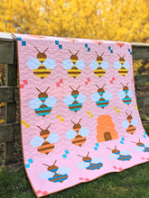 Load image into Gallery viewer, SOMETHING'S ABUZZ _ digital quilt pattern