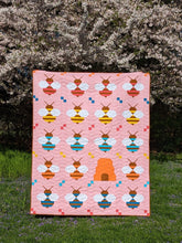 Load image into Gallery viewer, SOMETHING'S ABUZZ _ paper quilt pattern