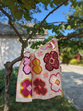 Load image into Gallery viewer, FALL BLOOMING _  digital quilt pattern
