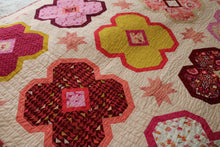 Load image into Gallery viewer, FALL BLOOMING (La Vie en Rose) - Small Throw Quilt Kit
